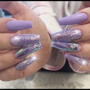 Meet your Posher, Isabel